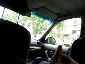 یک زن بالغ به نام یک ...