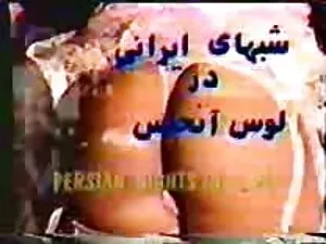 دختر نوجوان آسیایی ب ...