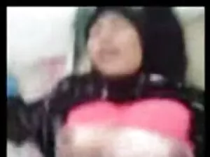 با کمی زبری و مقعد,  ...