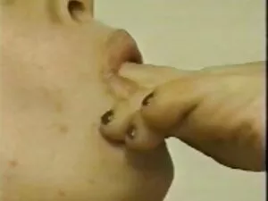 فقط یک جرعه از شراب  ...